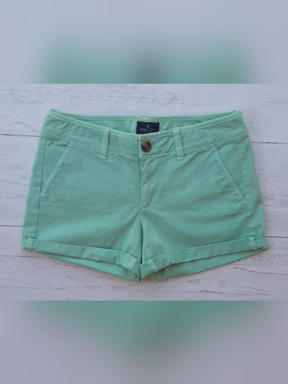 American Eagle Mint Green Stretch Chino Shorts Size 4 Preppy Summer Casual